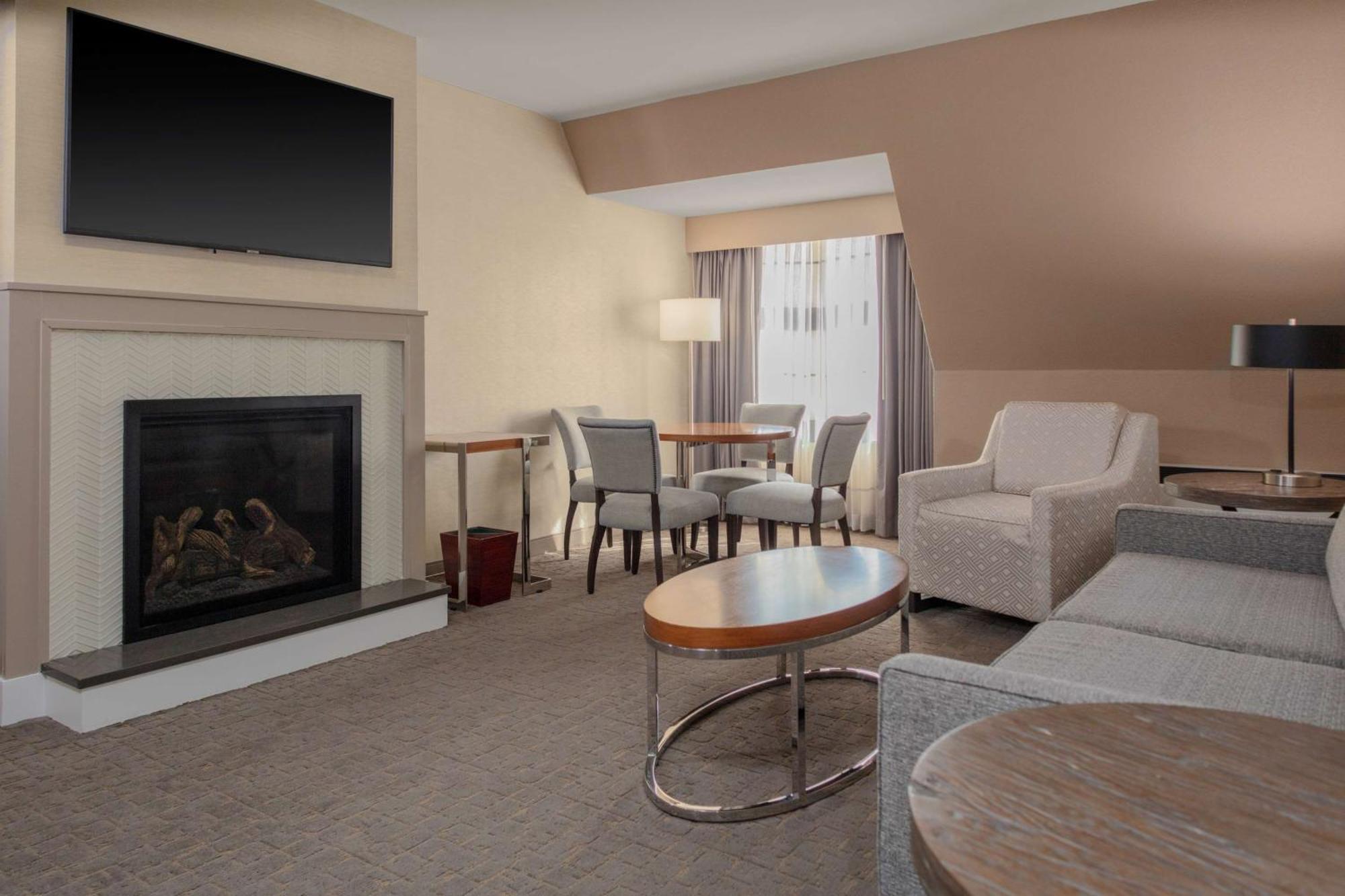 Doubletree By Hilton Hotel Burlington Vermont Exterior foto