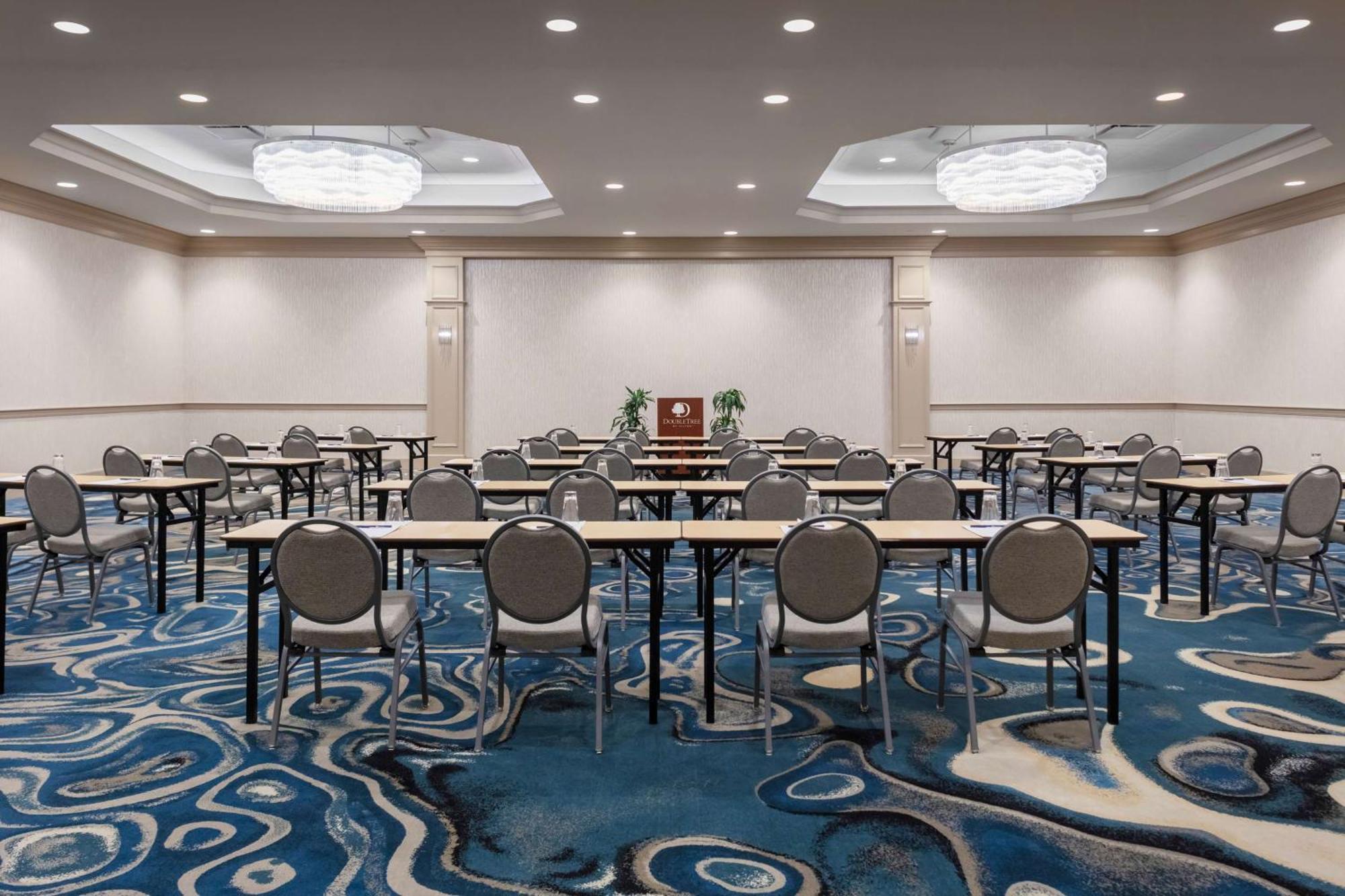 Doubletree By Hilton Hotel Burlington Vermont Exterior foto