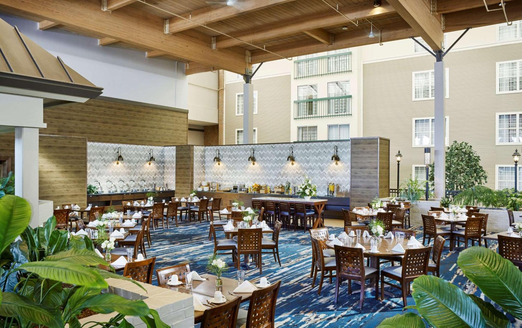 Doubletree By Hilton Hotel Burlington Vermont Exterior foto