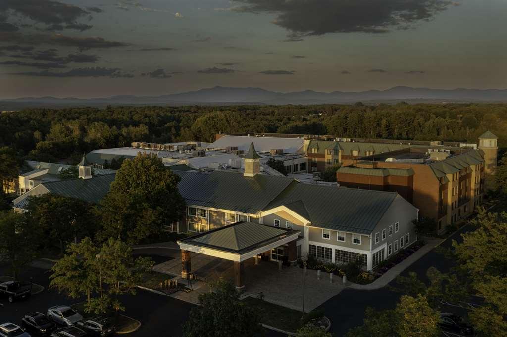 Doubletree By Hilton Hotel Burlington Vermont Exterior foto