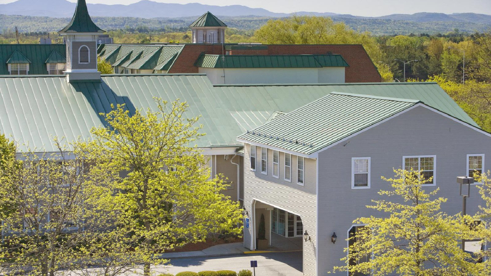 Doubletree By Hilton Hotel Burlington Vermont Exterior foto